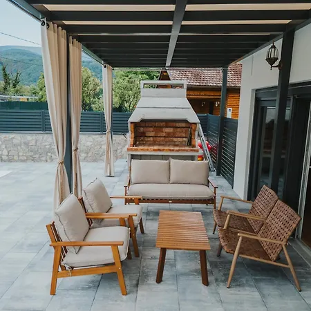 Aurelia Wellness 别墅 Bihać