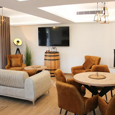 Aurelia Wellness Villa *